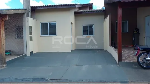 Casa de Condomínio com 2 Quartos à venda, 52m² no Jardim Tangará, São Carlos