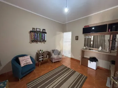 Casa com 3 Quartos à venda, 138m² no Vila Aurora, Itapetininga