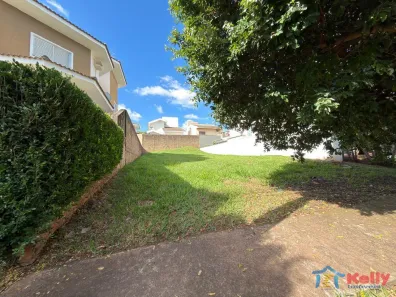 à venda, 360m² no Parque Residencial Damha, Presidente Prudente