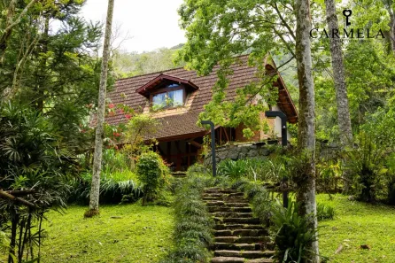 Casa com 3 Quartos à venda, 300m² no Itacorubi, Florianópolis