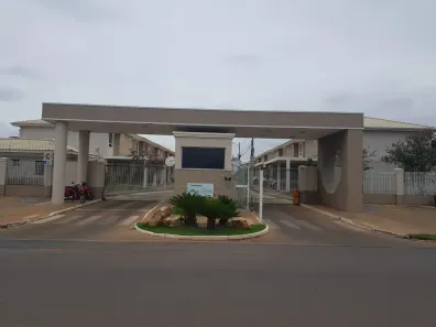 Sobrado com 3 Quartos para alugar, 150m² no Santa Cruz, Cuiabá