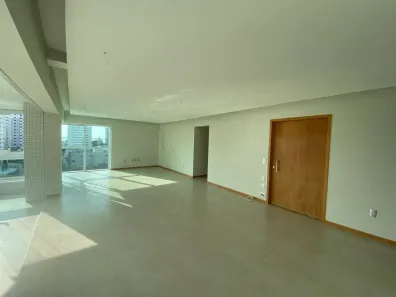 Apartamento com 3 Quartos para venda ou aluguel, 200m² no Umarizal, Belém