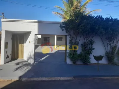 Casa com 3 Quartos à venda, 125m² no Aclimação, Uberlândia
