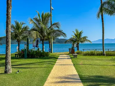 Casa de Condomínio com 6 Quartos à venda, 414m² no Tabatinga, Caraguatatuba