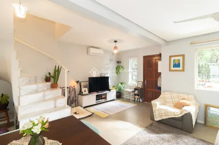 Casa de Condomínio com 3 Quartos para alugar, 89m² no Lomba do Pinheiro, Porto Alegre