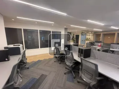 Sala Comercial à venda, 240m² no Cidade Monções, São Paulo