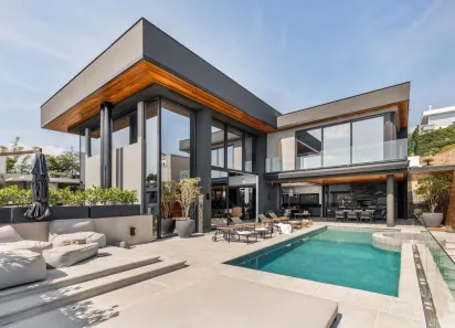Casa com 4 Quartos para alugar, 620m² no Cacupé, Florianópolis
