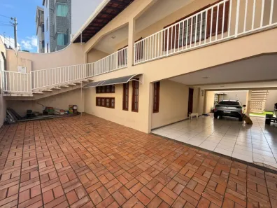 Casa com 3 Quartos à venda, 200m² no Castelo, Belo Horizonte