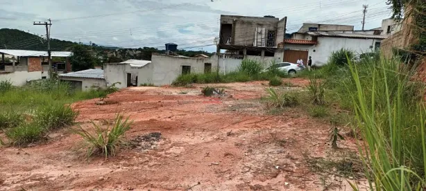 Lote/Terreno à venda, 410m² no Cidade Neviana, Ribeirão das Neves