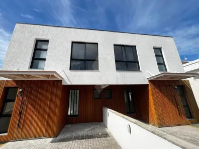 Casa com 3 Quartos à venda, 99m² no Ambrósio, Garopaba
