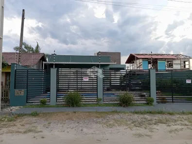 Casa com 3 Quartos à venda, 160m² no Praia da Enseada, São Francisco do Sul