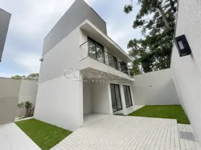 Casa com 3 Quartos à venda, 234m² no Boa Vista, Curitiba