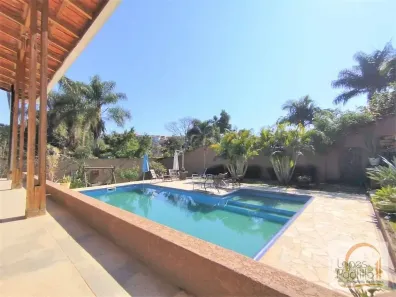 Fazenda/Sítio com 6 Quartos à venda, 324m² no Jardim Estância Brasil, Atibaia