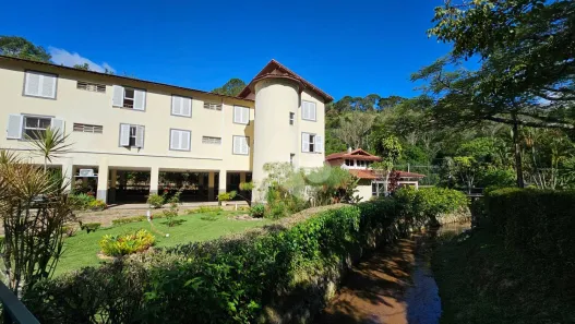 Apartamento com 1 Quarto à venda, 68m² no Itaipava, Petrópolis