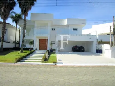 Casa de Condomínio com 5 Quartos para alugar, 600m² no Jardim Acapulco, Guarujá