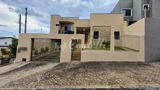Casa com 3 Quartos à venda, 194m² no Uvaranas, Ponta Grossa