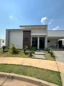 Casa de Condomínio com 3 Quartos à venda, 215m² no Condomínio Primor das Torres, Cuiabá