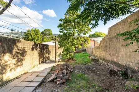 Lote/Terreno à venda, 435m² no Medianeira, Porto Alegre