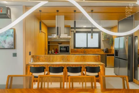Casa de Condomínio com 3 Quartos à venda, 250m² no Santa Quitéria, Curitiba