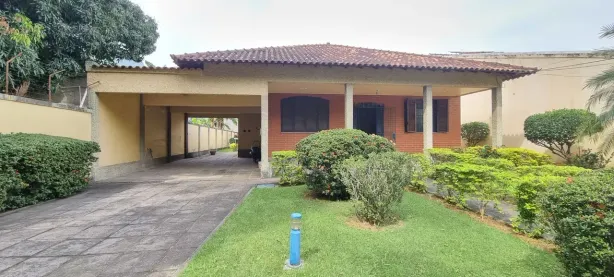 Casa com 4 Quartos à venda, 363m² no Jacarepaguá, Rio de Janeiro