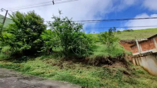 Lote/Terreno à venda, 450m² no São Pedro, Juiz de Fora