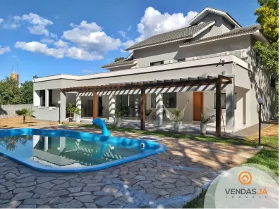 Sobrado com 5 Quartos à venda, 490m² no Jardim Vitória, Cuiabá