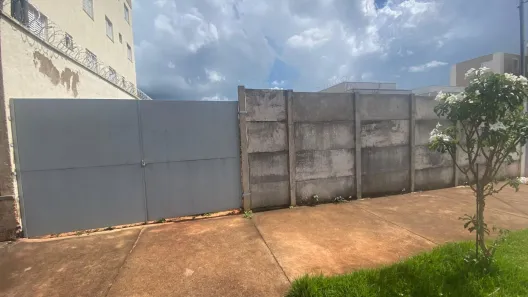 Lote/Terreno à venda, 360m² no Buritis, Uberlândia