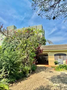 Casa com 3 Quartos à venda, 130m² no Zona 08, Maringá