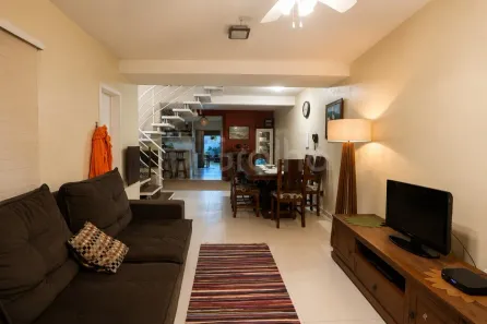 Casa com 3 Quartos à venda, 120m² no Carianos, Florianópolis