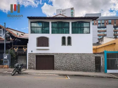 Casa com 4 Quartos à venda, 274m² no São Mateus, Juiz de Fora