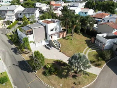 Casa de Condomínio com 4 Quartos à venda, 450m² no Uberaba, Curitiba