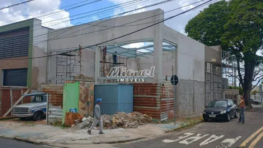 Sala Comercial para alugar, 240m² no Higienópolis, Piracicaba