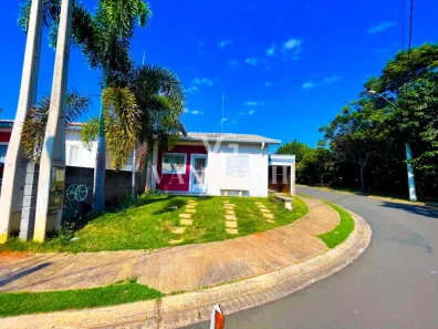 Casa com 2 Quartos para alugar, 55m² no Condomínio Vila das Tulipas, Holambra