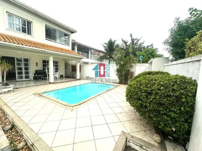 Casa de Condomínio com 4 Quartos à venda, 222m² no Recreio dos Bandeirantes, Rio de Janeiro