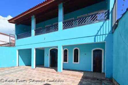 Sobrado com 5 Quartos à venda, 393m² no Centro, Peruíbe