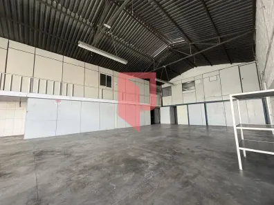 Galpão/Depósito/Armazém para alugar, 290m² no Caiçaras, Belo Horizonte