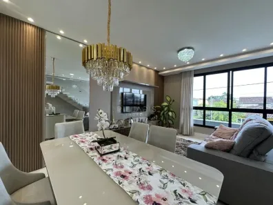 Sobrado com 3 Quartos à venda, 171m² no Floresta, Joinville