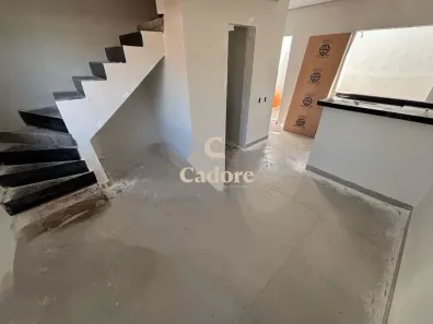 Sobrado com 2 Quartos à venda, 52m² no Jardim Canaã, Uberlândia