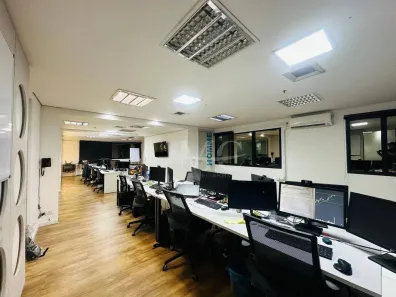 Sala Comercial para alugar, 150m² no Itaim Bibi, São Paulo
