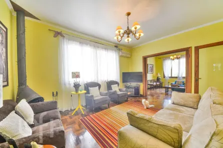 Casa com 3 Quartos à venda, 230m² no Petrópolis, Porto Alegre