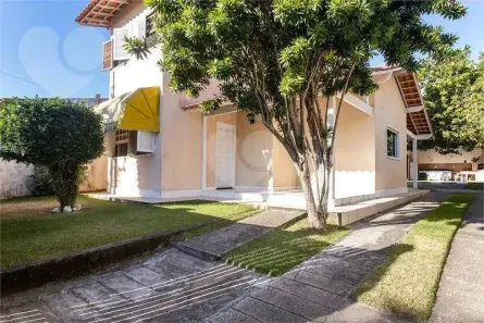 Casa com 3 Quartos à venda, 168m² no Piratininga, Niterói