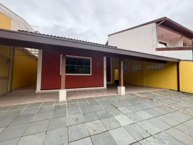 Casa com 4 Quartos à venda, 265m² no Jardim Satélite, São José dos Campos