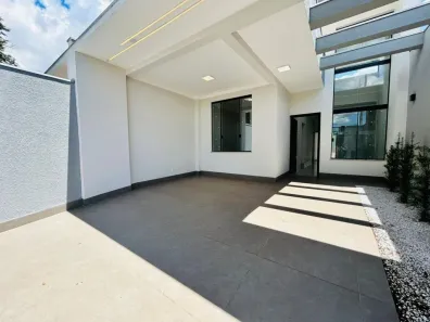 Casa com 3 Quartos à venda, 84m² no Parque Hortência, Maringá