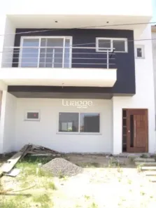 Casa de Condomínio com 3 Quartos para alugar, 160m² no Hípica, Porto Alegre