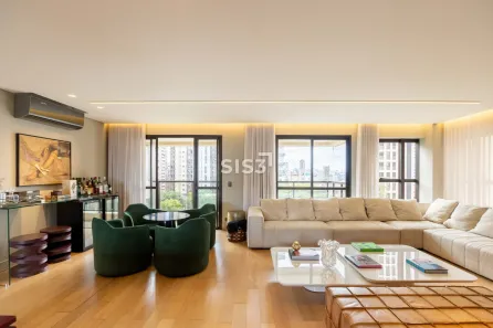 Apartamento com 3 Quartos à venda, 182m² no Água Verde, Curitiba