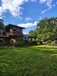 Casa com 4 Quartos para alugar, 280m² no Quitandinha, Petrópolis