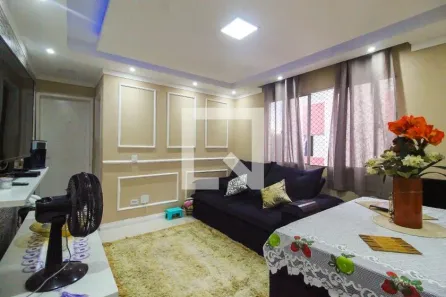 Apartamento com 2 Quartos à venda, 49m² no Vila Carmosina, São Paulo