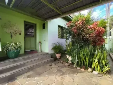 Casa com 3 Quartos para alugar, 392m² no Menino Deus, Porto Alegre