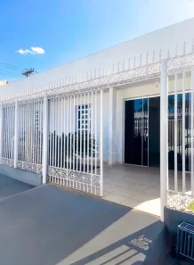 Ponto Comercial com 3 Quartos para alugar, 233m² no Jundiaí, Anápolis