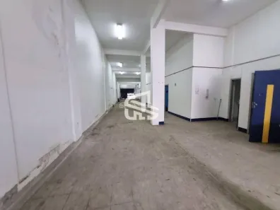 Casa para alugar, 324m² no Liberdade, São Paulo